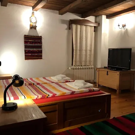 Къща За Гости Младата Баба Holiday home